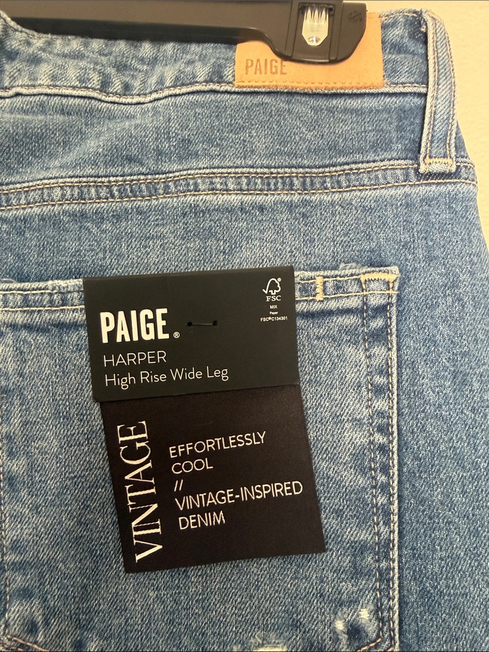 NWT PAIGE Harper Wide Leg Jeans in Art Piece Distressed 31 - Picture 5 of 7